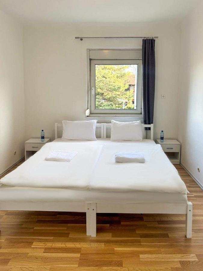 Adelin Vienna Hostel Εξωτερικό φωτογραφία